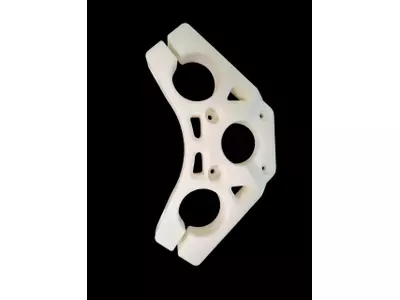 Halterung für Metallrohre einer CNC